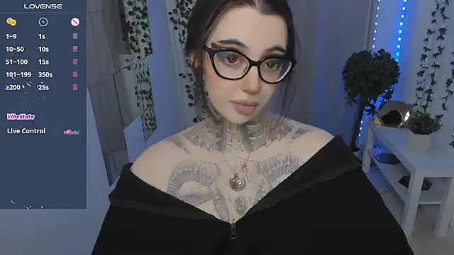 Dixi Pixi  online show from 05/22/26, 05:49