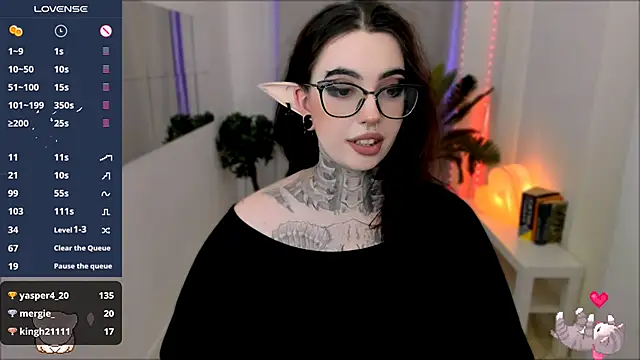 Snapshot of Dixi_Pixi_ chatting on 03/02/25, 08:48 Dixi Pixi online show from 03/02/25, 08:48