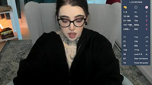 Dixi Pixi  online show from 06/14/26, 05:30