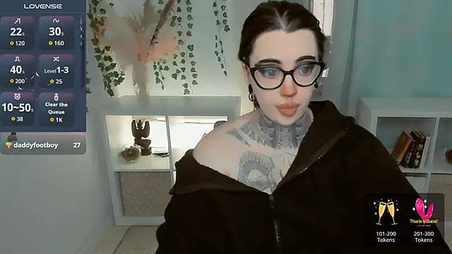 Dixi Pixi  online show from 07/19/26, 05:38