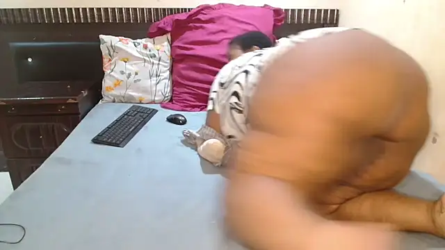 19bootylicious online show from 02/21/26, 02:52