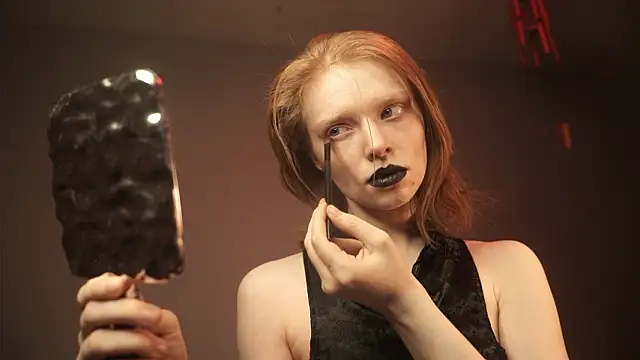 ginger hugs online show from 02/10/26, 10:09