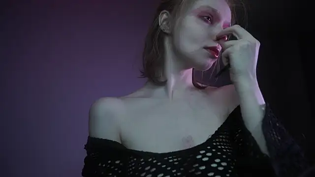 ginger hugs online show from 10/21/25, 10:09