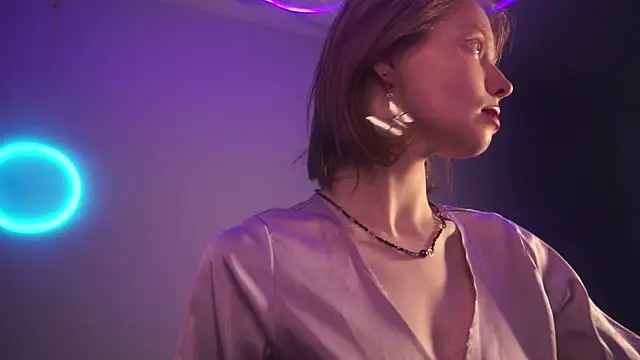 ginger hugs online show from 09/13/25, 09:59