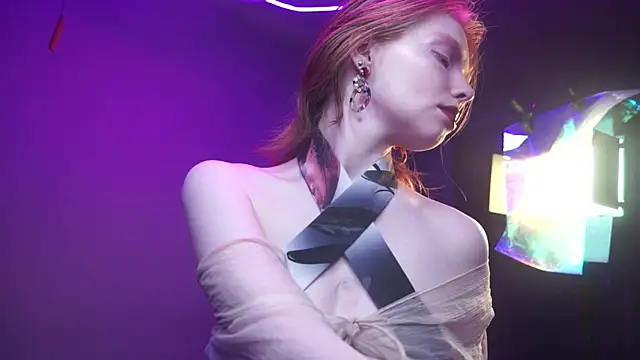 ginger hugs online show from 11/29/25, 10:10