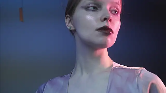 ginger hugs online show from 11/27/25, 10:10