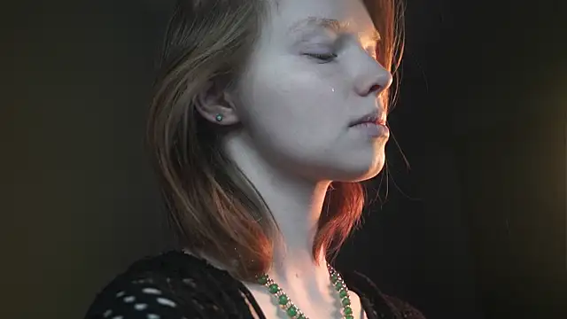 ginger hugs online show from 11/25/25, 10:10