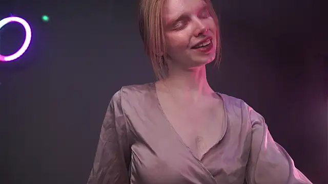 ginger hugs online show from 01/07/26, 10:04