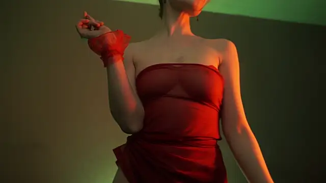 ginger hugs online show from 03/18/25, 01:13