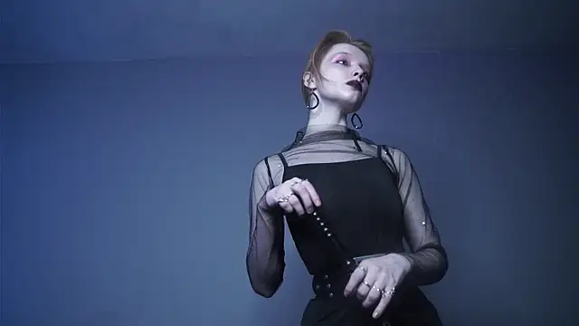 ginger hugs online show from 03/07/25, 10:10