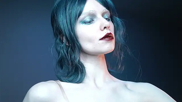 ginger hugs online show from 04/04/26, 10:05