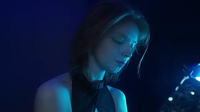 ginger hugs online show from 10/15/25, 10:07