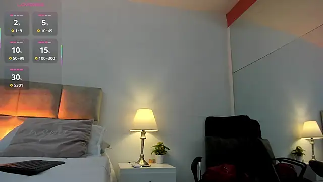 Snapshot of MissSussy chatting on 10/16/25, 11:40 MissSussy online show from 10/16/25, 11:40