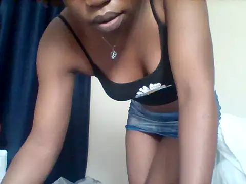 curvy natallie online show from 10/29/25, 08:24