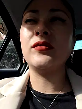 LisbethMoore  online show from 04/18/26, 08:53