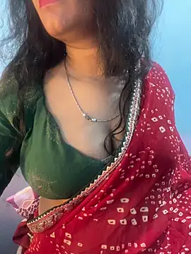 Spicy sari girl online show from 07/04/26, 03:57