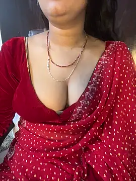 Spicy sari girl online show from 04/11/26, 03:58