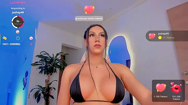 Pretty Mariangel online show from 12/14/25, 09:53