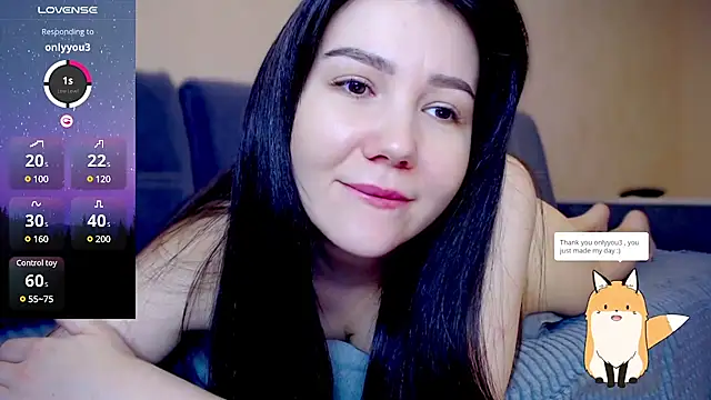 Snapshot of AlexaCruze chatting on 01/14/25, 08:04 AlexaCruze online show from 01/14/25, 08:04