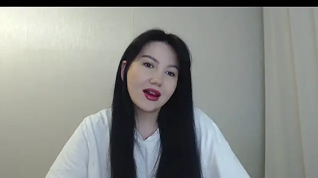Snapshot of AlexaCruze chatting on 10/22/25, 03:55 AlexaCruze online show from 10/22/25, 03:55