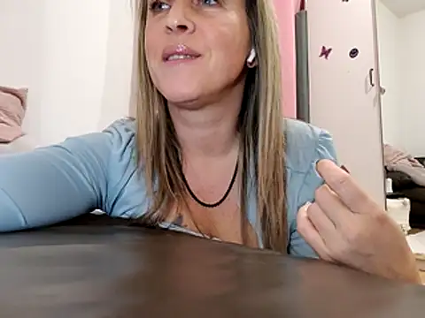 sweethotmilf888 online show from 02/06/26, 04:58