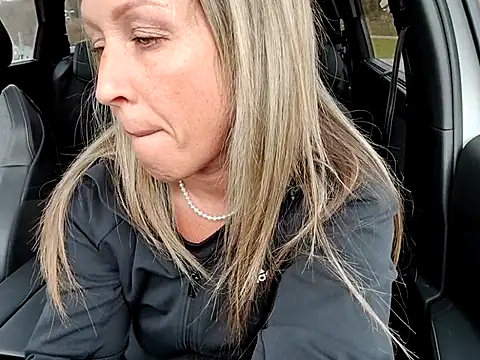 sweethotmilf888 online show from 03/27/26, 01:01