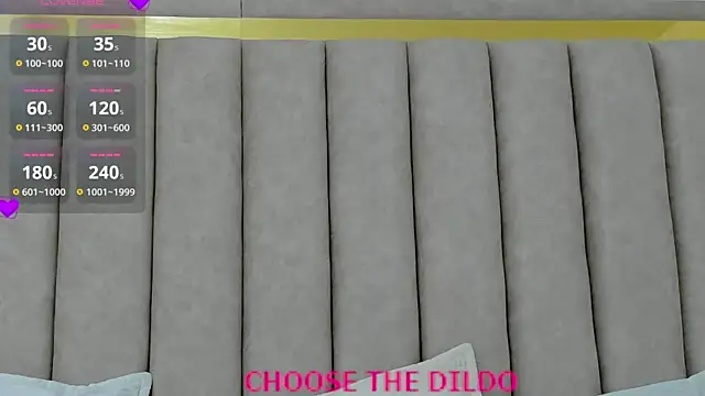 FreyaMoller online show from 11/22/25, 07:13