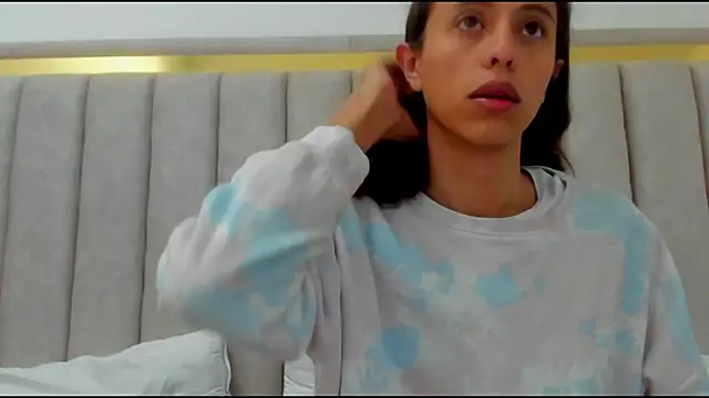 Snapshot of FreyaMoller chatting on 01/06/26, 01:26 FreyaMoller online show from 01/06/26, 01:26