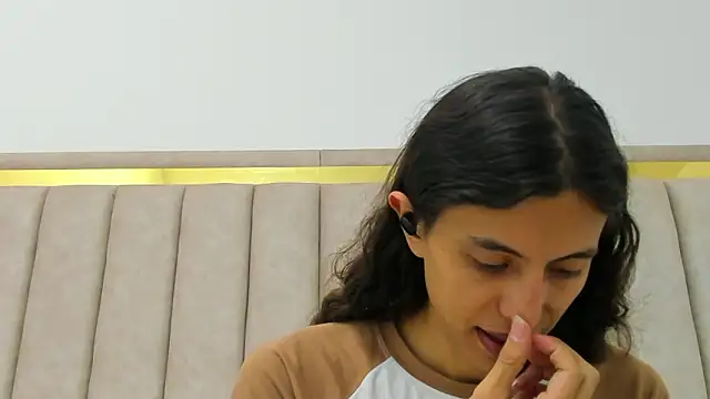 FreyaMoller online show from 03/15/26, 07:43