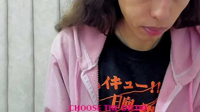 FreyaMoller online show from 11/15/25, 07:40