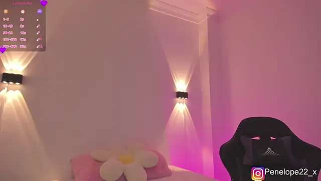 penelope22x  online show from 03/30/26, 06:15