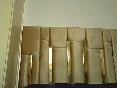 Snapshot of naughty_ebony-queen chatting on 12/05/24, 02:47 naughty ebony-queen online show from 12/05/24, 02:47