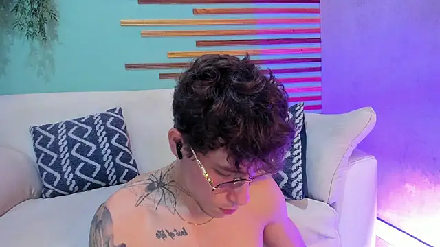 french sexx online show from 11/28/25, 08:09