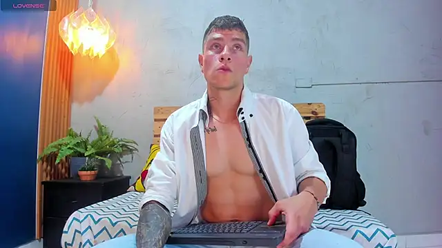 french sexx online show from 02/15/25, 01:21