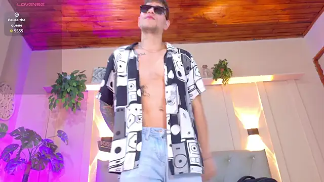 french sexx online show from 09/19/25, 07:18