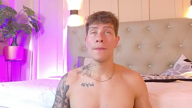 french sexx online show from 10/16/25, 08:28