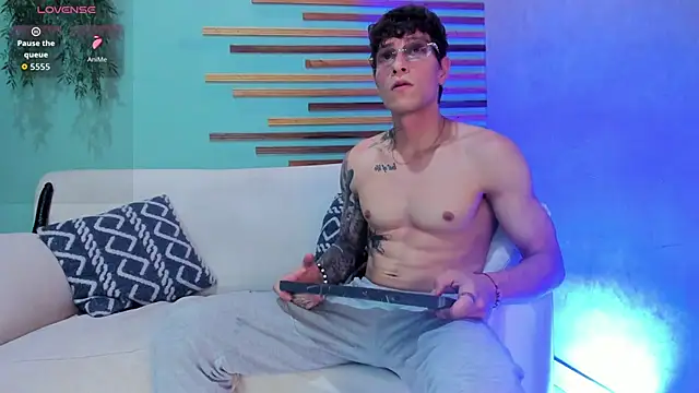 french sexx online show from 11/26/25, 07:36