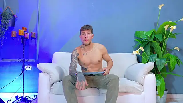 french sexx online show from 10/08/25, 01:18