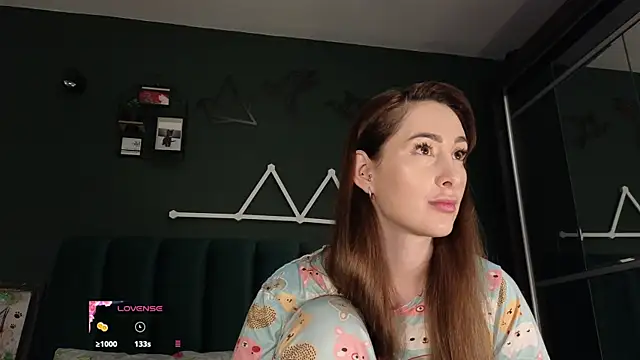 kimmie meow online show from 12/02/25, 07:15