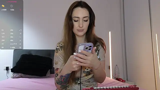 kimmie meow online show from 04/10/26, 06:59