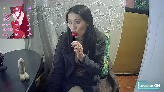 Hanha00 online show from 03/18/26, 05:03