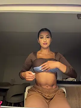 Kimm khalifa online show from 03/31/26, 11:18