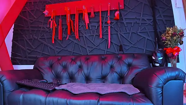 Ivannaakozlov  online show from 02/24/26, 07:59