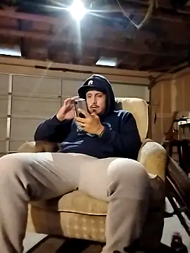 HORNYJROD123 online show from 12/05/25, 04:27