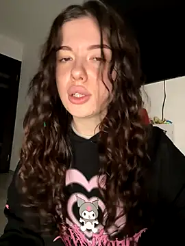 Snapshot of Kimi_Ass chatting on 11/24/25, 01:22 Kimi Ass online show from 11/24/25, 01:22