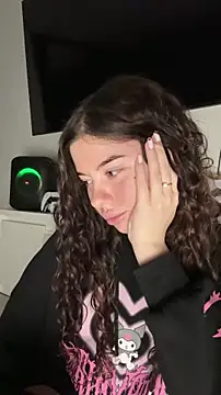 Snapshot of Kimi_Ass chatting on 12/01/25, 02:51 Kimi Ass online show from 12/01/25, 02:51