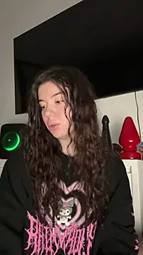 Snapshot of Kimi_Ass chatting on 12/13/25, 11:22 Kimi Ass online show from 12/13/25, 11:22