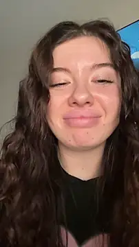 Snapshot of Kimi_Ass chatting on 01/10/26, 01:12 Kimi Ass online show from 01/10/26, 01:12