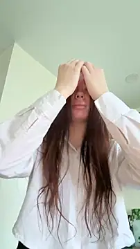 Kimi Ass online show from 04/27/26, 10:24