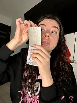 Snapshot of Kimi_Ass chatting on 11/11/25, 11:16 Kimi Ass online show from 11/11/25, 11:16